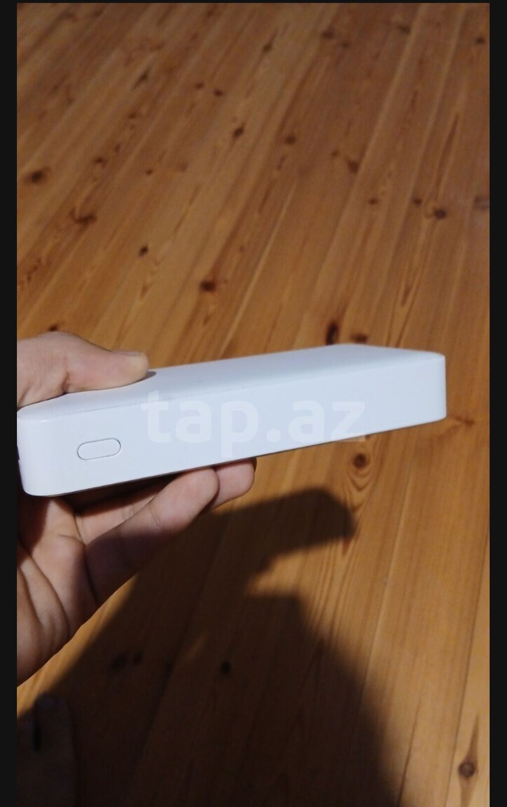 Powerbank – ağ rəngli, kompakt korpus gündelik istafade powerbank hec — Elektronika, Bakı (3)