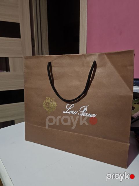 Loro Piana brendli kağız hədiyyə paketi - Material: qalın, möhkəm — Masazır