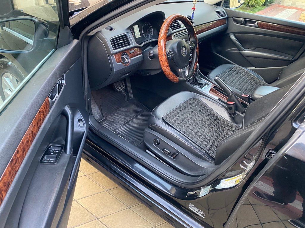 Volkswagen Passat, 2.5 L, 2012 il, 261 000 km — Avtomobillər, Zaqatala (9)