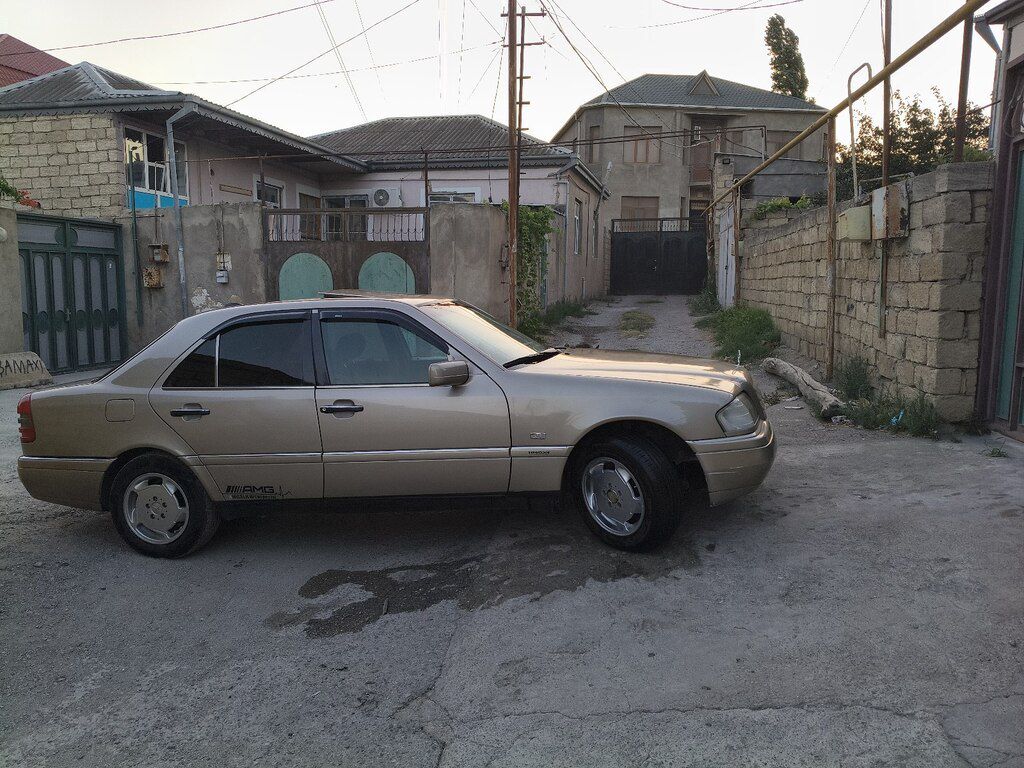 Mercedes C 220, 2.2 L, 1995 il, 420 000 km — Avtomobillər, Bakı (11)