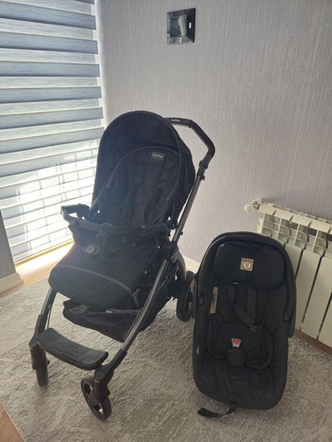 Kolyaska ve avtokreslo birlikde 150azn. Peg-Perego firmasi. Unvan — Bakı