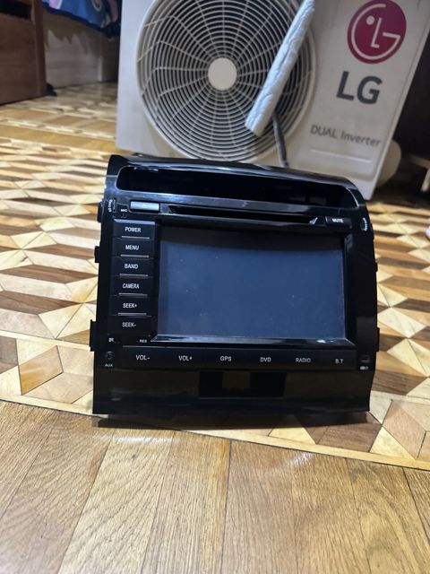 Land Cruiser monitoru — Sumqayıt