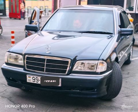 Mercedes C 200, 2.0 L, 1999 il, 338 528 km — Bakı