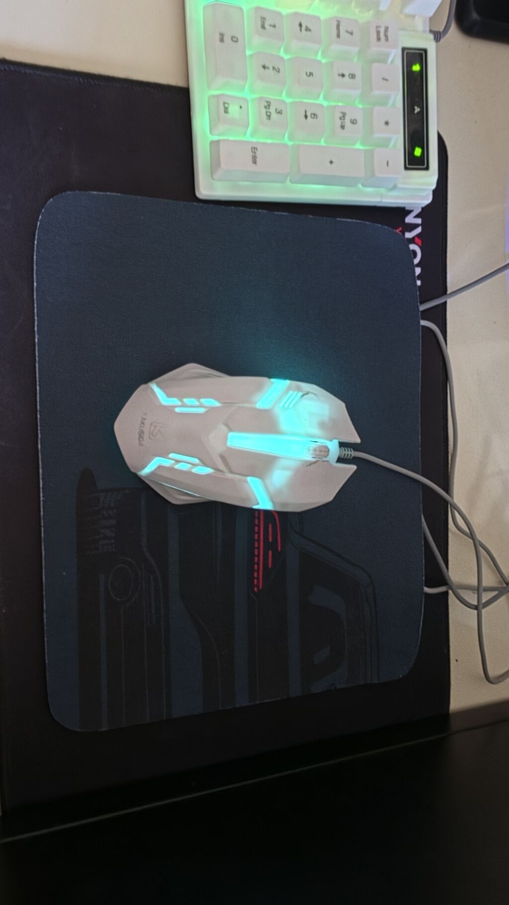 Oyun üçün mouse pad - Ölçü: təxminən kiçik/orta masaüstü formatı — Elektronika, Bakı (3)