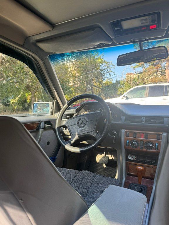 Mercedes 220 E, 2.2 L, 1993 il, 210 756 km — Avtomobillər, Bakı (10)