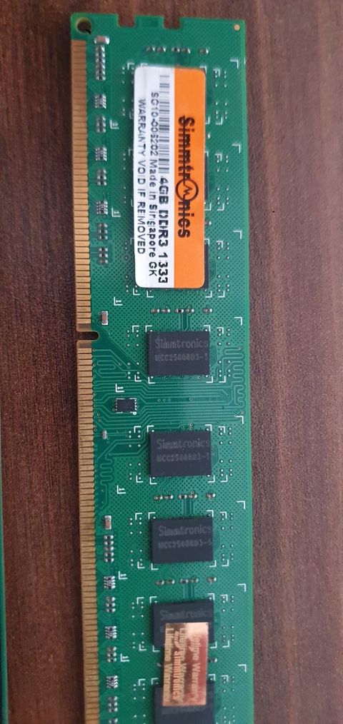 SimMtronics DDR3 RAM modul - Tutum: 4 GB - Nəsil: DDR3 - Sürət: 1333 — Bakı