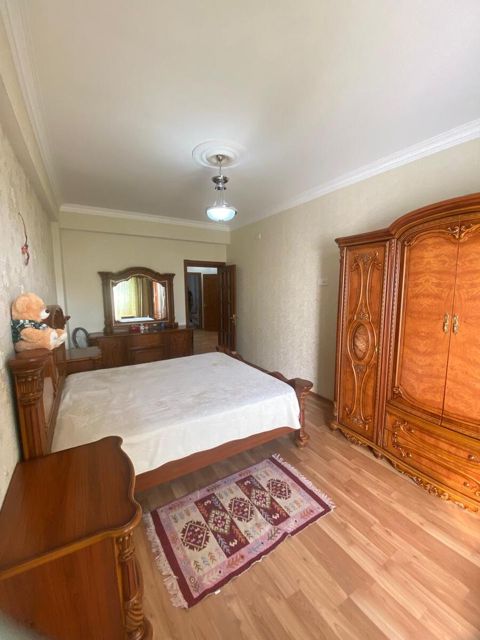 2-otaqlı yeni tikili kirayə verilir, 28 May m., 100 m² — Bakı