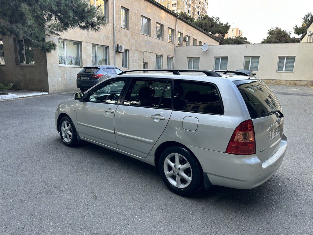 Toyota Corolla, 1.4 L, 2005 il, 381 211 km — Avtomobillər, Bakı (9)