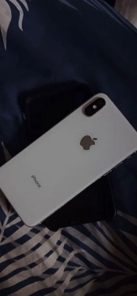 Apple iPhone X Silver 64GB/3GB — Bakı