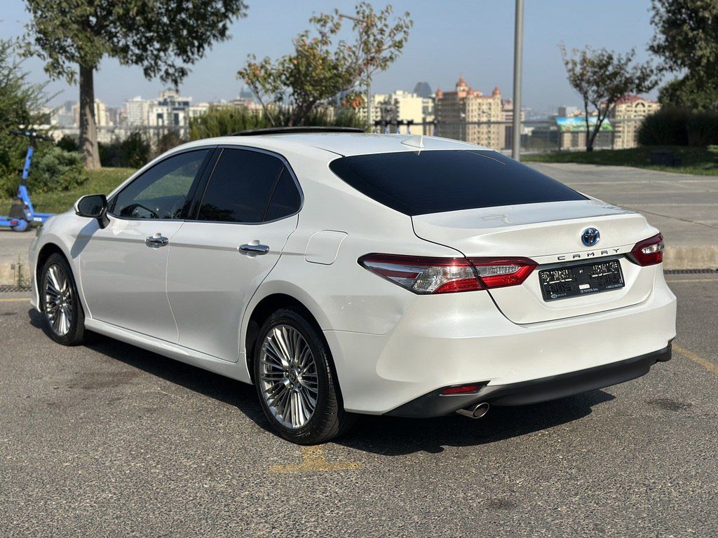 Toyota Camry, 2.5 L, 1.6 kWh, 2023 il, 49 000 km — Avtomobillər, Bakı (5)