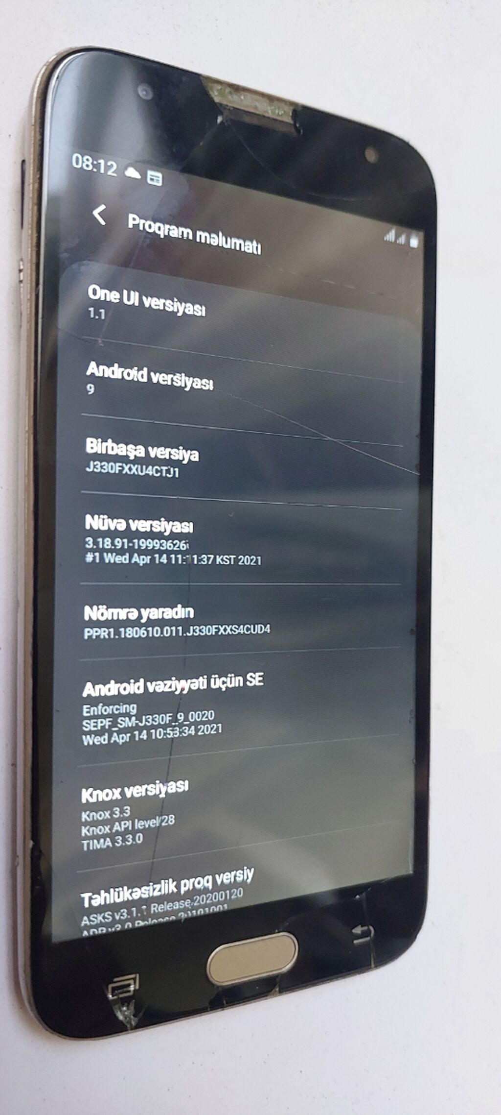 Samsung Galaxy J3 2017, 16 GB, rəng - Qara, Qırıq — Samsung, Bakı (3)