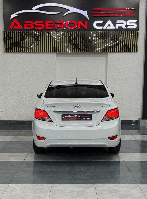 Hyundai Accent, 1.4 L, 2015 il, 179 000 km — Avtomobillər, Sumqayıt (9)