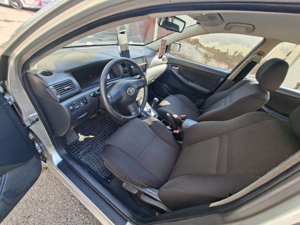 Toyota Corolla, 1.4 L, 2006 il, 332 000 km — Avtomobillər, Bakı (8)