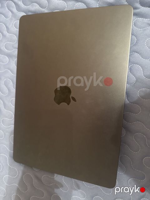 Apple MacBook Air 13" (M3, 2024) - Çip: Apple M3 - Operativ yaddaş: 8 — Bakı