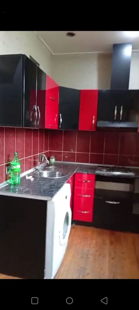 ev kiraye verilir tekstilni Əsas xüsusiyyətlər: - Mətbəx — Gəncə