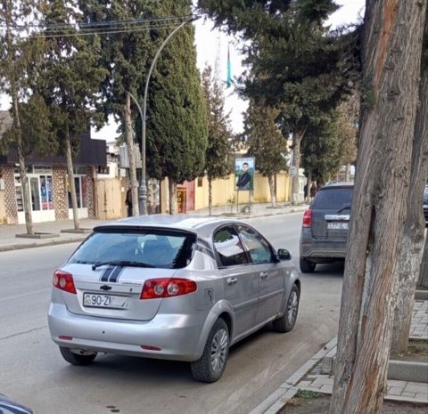 Chevrolet Lacetti xecbek -bir tek kosmetik isi var .başga otur sur — Bakı