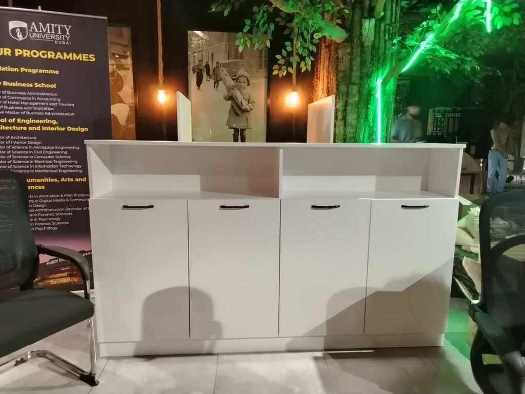 Ağ rəngli resepsiyon/qarşılama masasının modulu - Dizayn: Minimalist — Mebel, Bakı (5)