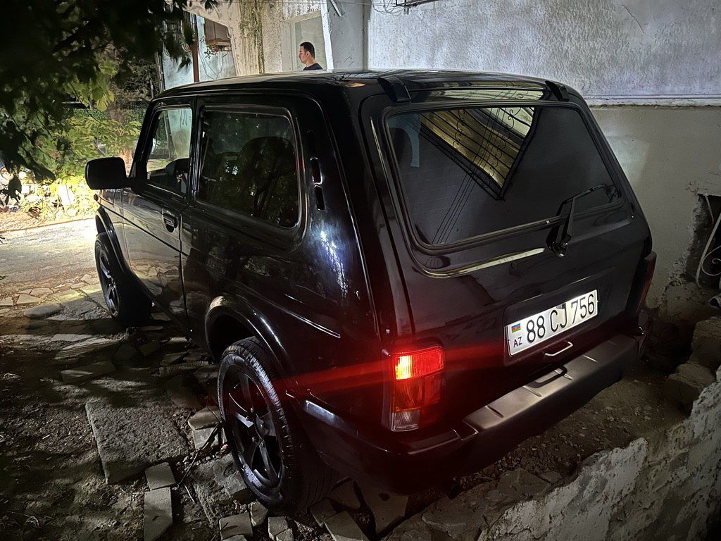 Lada (VAZ) Niva, 1.7 L, 2015 il, 160 000 km — Avtomobillər, Bakı (9)