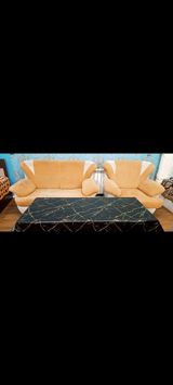 Tek mini divan 25 man satilir. 2 kreslosu da var kreslolarla — Furniture