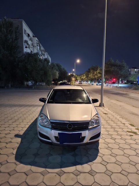 Opel Astra, 1.4 L, 2009 il, 246 000 km — Sumqayıt
