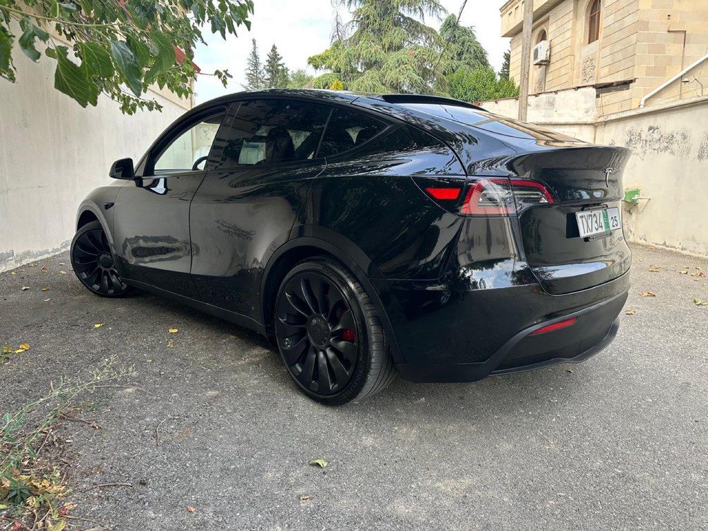 Tesla Model Y, 75 kWh, 2024 il, 59 000 km — Avtomobillər, Bakı (5)