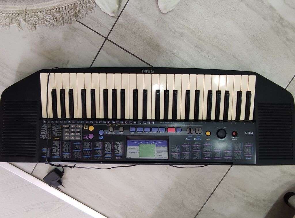 Sintezator, Yamaha, İşlənmiş, Ünvandan götürmə — Mallar, Bakı (4)
