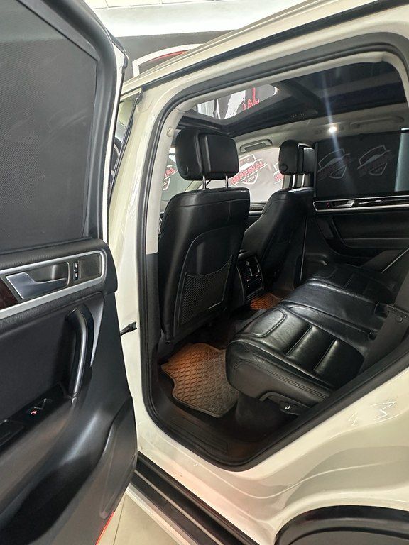 Volkswagen Touareg, 3.6 L, 2011 il, 215 000 km — Avtomobillər, Bakı (8)