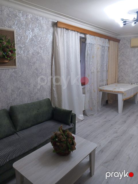 2-otaqlı mənzil kirayə verilir, Bünyad Sərdarov küç.6/3 85 m²