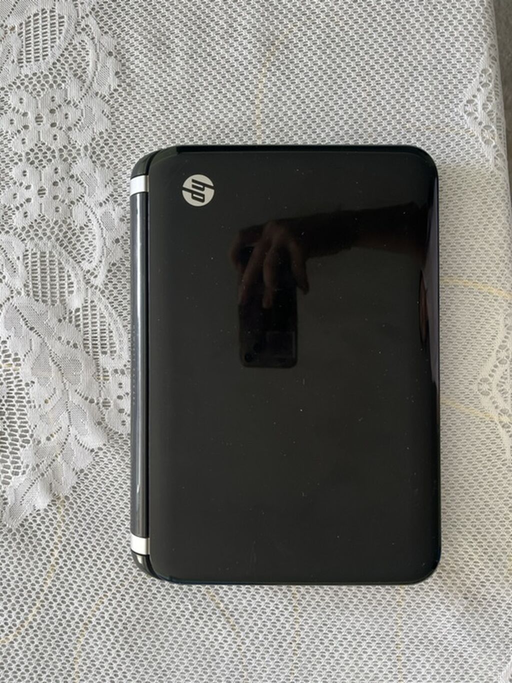 HP Mini netbuk - Ekran: təxminən 10.1", parlaq panel - Prosessor — HP, Zaqatala