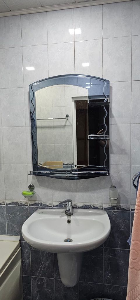 Dest sekilde 50 azn satilir‼ unvan ehmedli yk0171 sekine — Bakı
