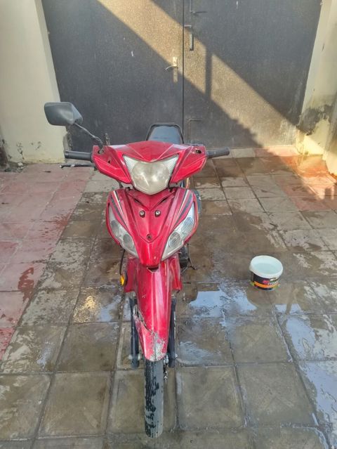 Moto-skuter tipli benzinli motosiklet (step-thru/kub model) — Gəncə