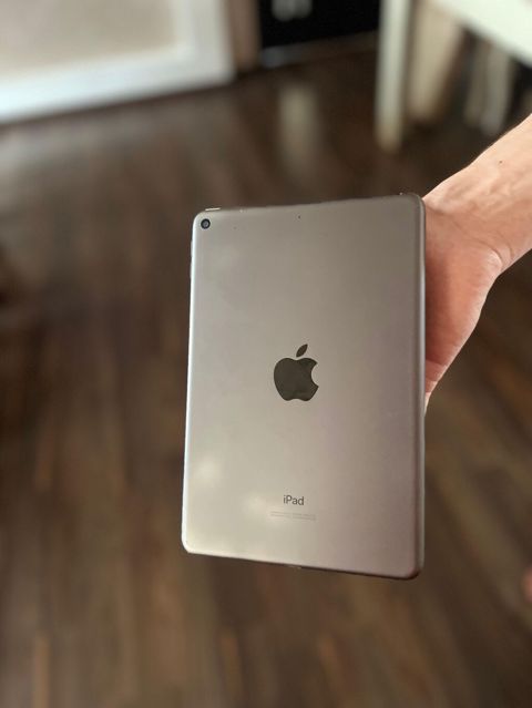 Apple iPad mini planşet adaptırı, karopkası yoxdur. Pubg həvəskarları — Bakı