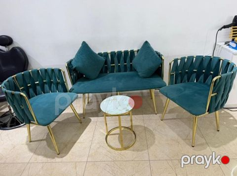 Nigar Salon uçun stolar satlır əla vəzyətdə 300 man çıxmaldı