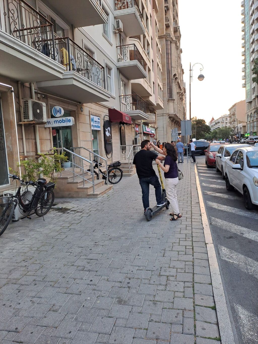 28 may Nizami kucesinde doner yeri icareye verilir — Biznes və avadanlıq, Bakı (2)