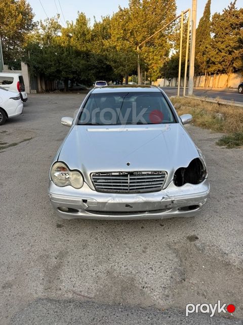 Mercedes C 240, 2.6 L, 2000 il, 220 000 km — Bakı