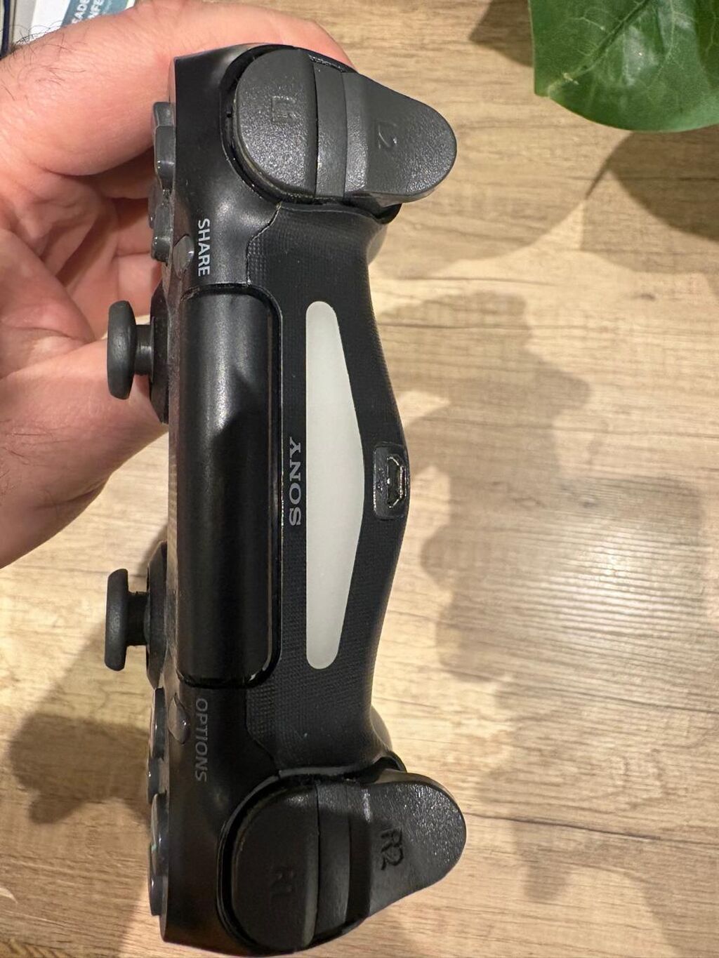 Sony PlayStation 4 Slim (model CUH‑2115B) oyun konsolu Xüsusiyyətlər — Elektronika, Bakı (6)