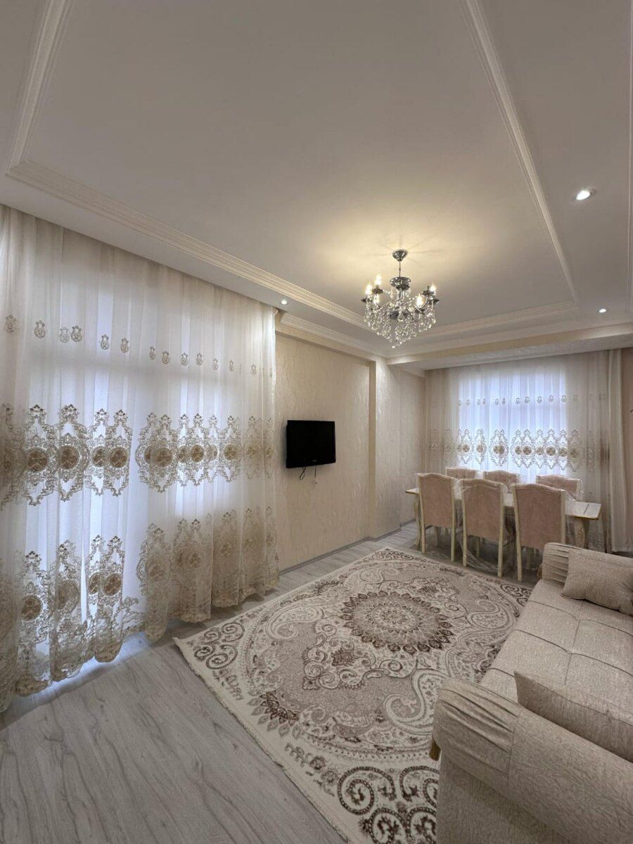 3-otaqlı yeni tikili kirayə verilir, Yeni Yasamal qəs., 135 m² — Mənzil, Bakı (2)