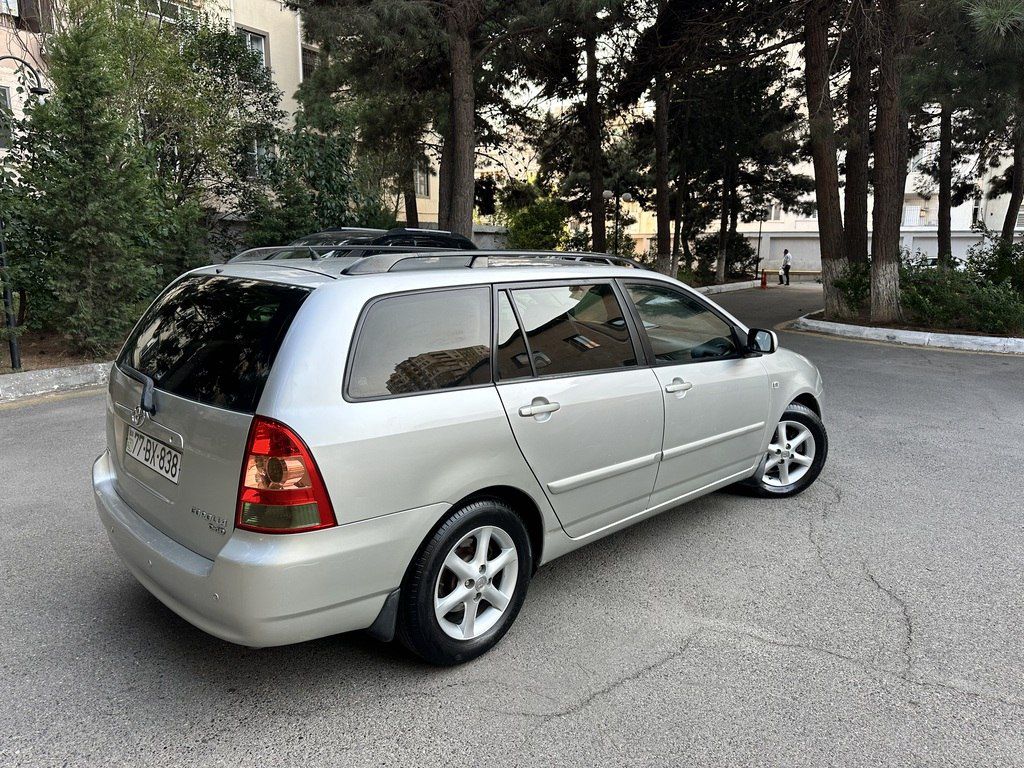 Toyota Corolla, 1.4 L, 2005 il, 381 211 km — Avtomobillər, Bakı (3)