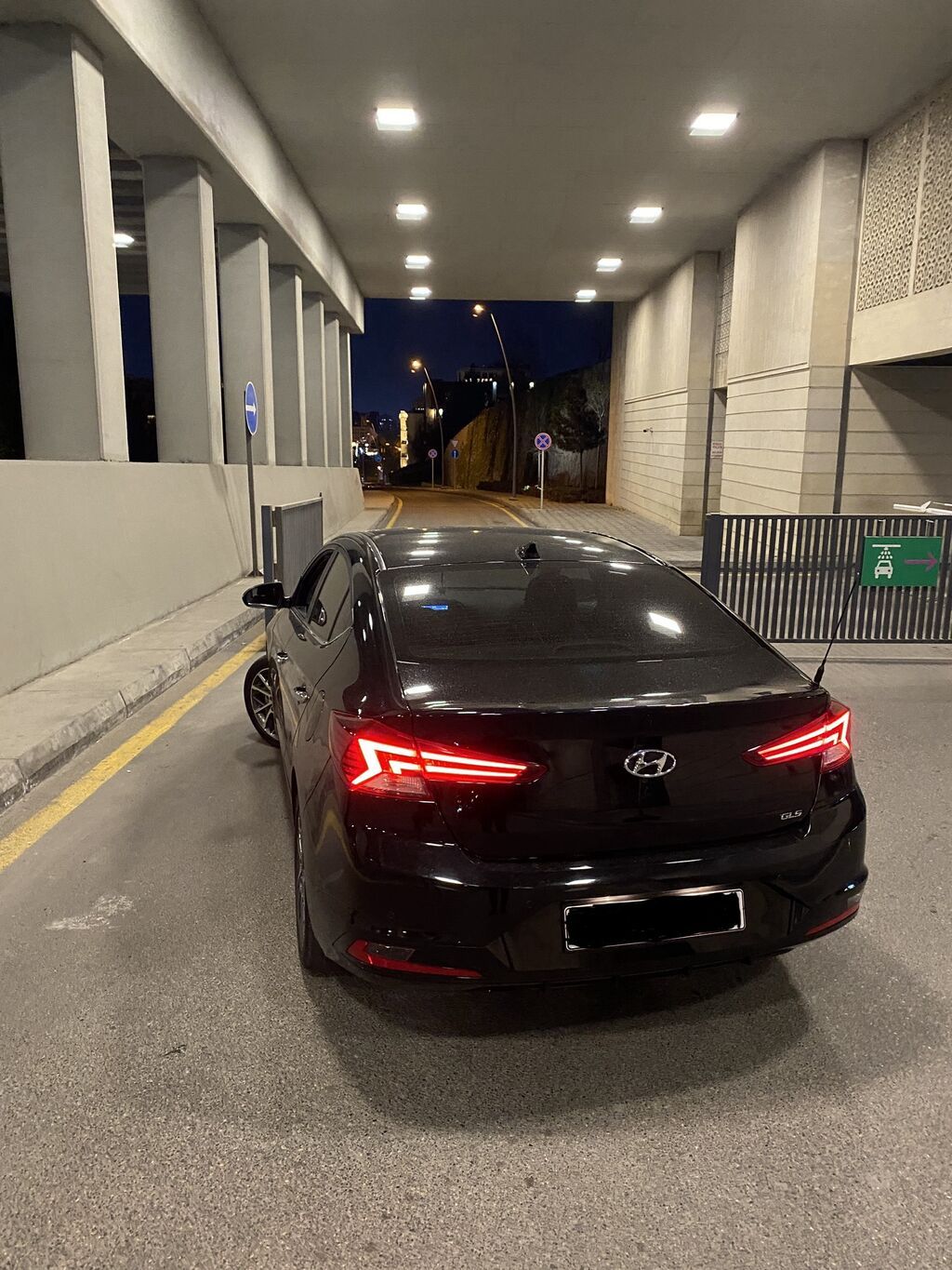 Hyundai Elantra: 2 l 2019 il Sedan — Avto, Bakı (3)