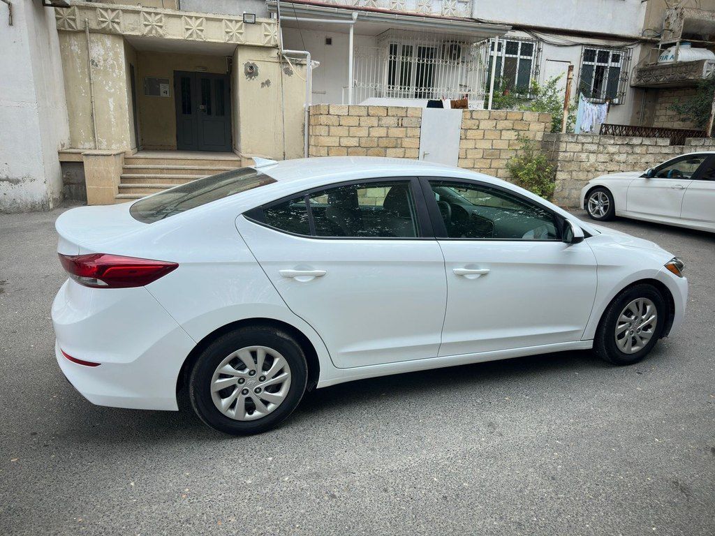 Hyundai Elantra, 2.0 L, 2017 il, 114 000 km — Avtomobillər, Bakı (6)