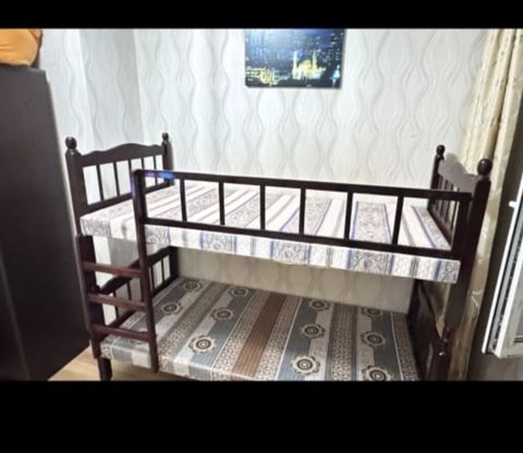 Ikimertebeli Carpayi satilir Qiymeti 150 Manat Unvan Yasamal — Digah
