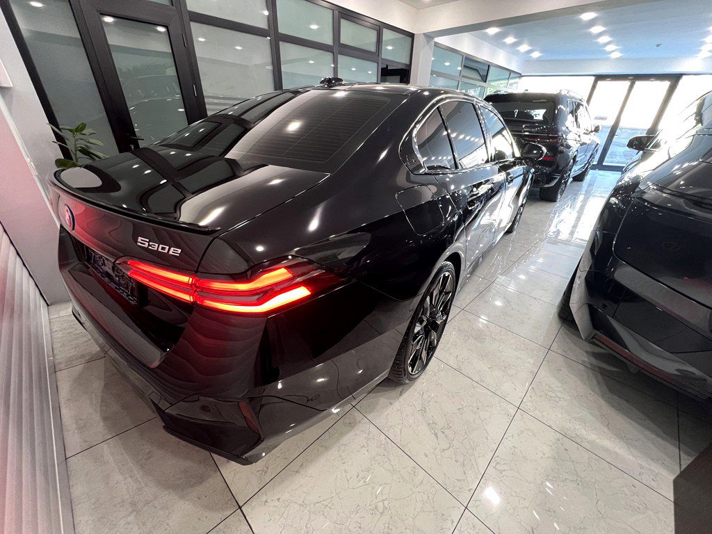 BMW 530e, 2.0 L, 19.4 kWh, 2024 il, 29 500 km — Avtomobillər, Bakı (5)