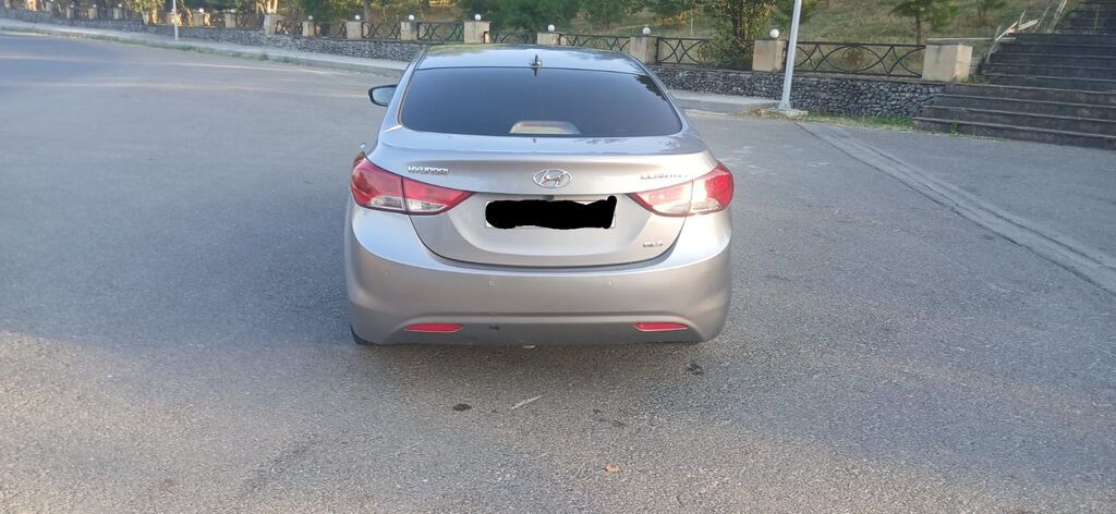 Hyundai Elantra: 1.8 l 2012 il Sedan — Avto, İsmayıllı (3)