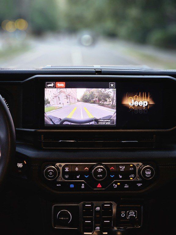 Jeep Wrangler, 2.0 L, 17.3 kWh, 2025 il, 12 900 km — Avtomobillər, Bakı (11)