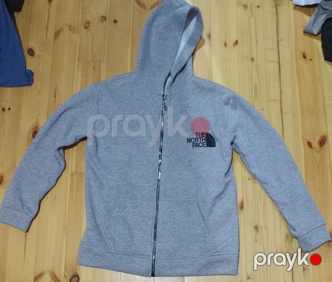 2 ci əldir heçbir difekti problemi yoxdur M razmerdir 3 AZN Sumqayıta