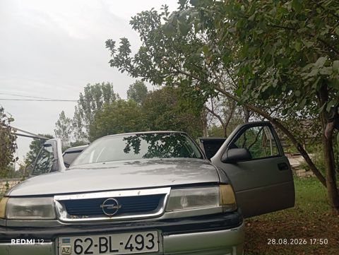 Opel Vectra, 2.0 L, 1996 il, 405 000 km — Zaqatala
