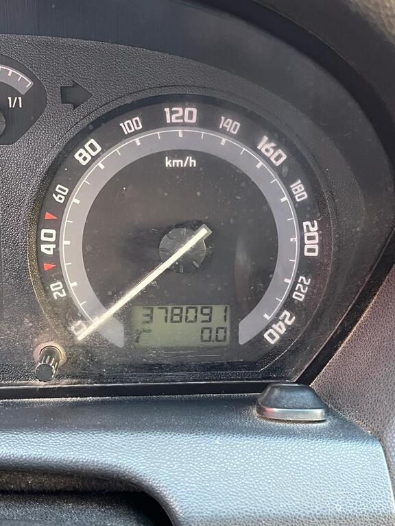 Skoda Fabia, 1.4 L, 2006 il, 378 091 km — Avtomobillər, Bakı (5)