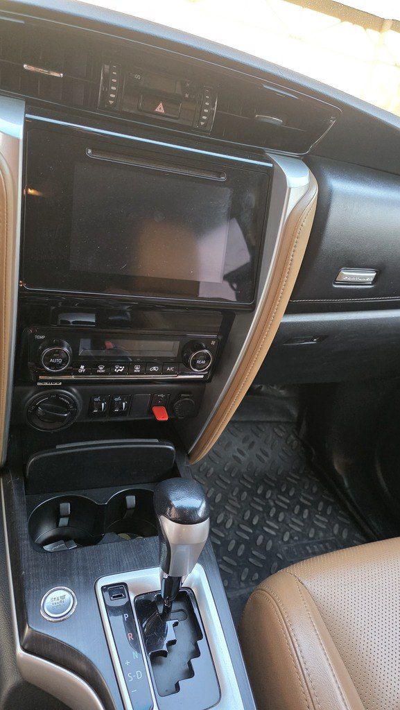 Toyota Fortuner, 2.8 L, 2018 il, 154 000 km — Avtomobillər, Bakı (12)