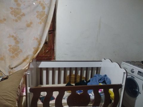 Uşaq beşiyi satılır tezeden secılmır cemi bır defe isdifade olunub — Bakı