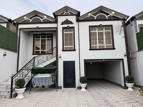 Həyət evi, Savalan qəs — Bakı